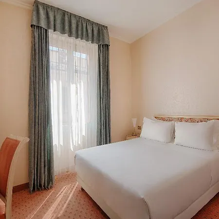 Nh Centro Hotel