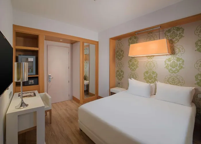 Szálloda Nh Centro 4*