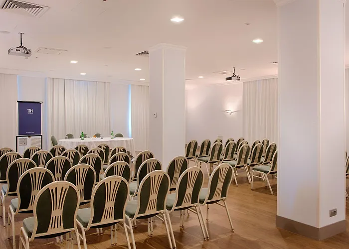 Szálloda Nh Centro 4*