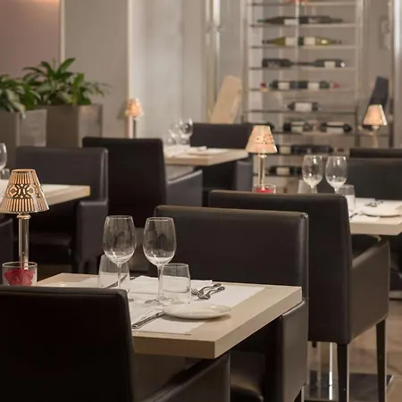 Hotel Nh Centro 4*