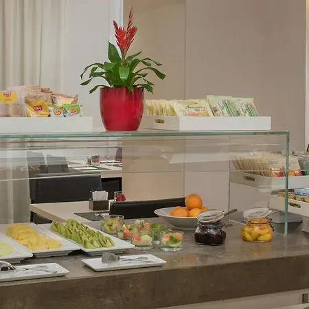 Nh Centro Hotel 4*
