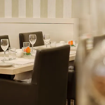 Nh Centro Otel 4*