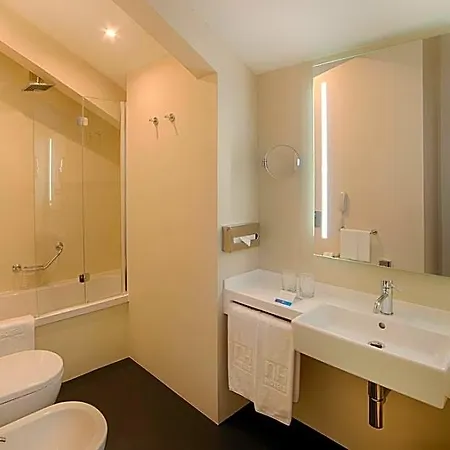 Hotel Nh Centro Genoa