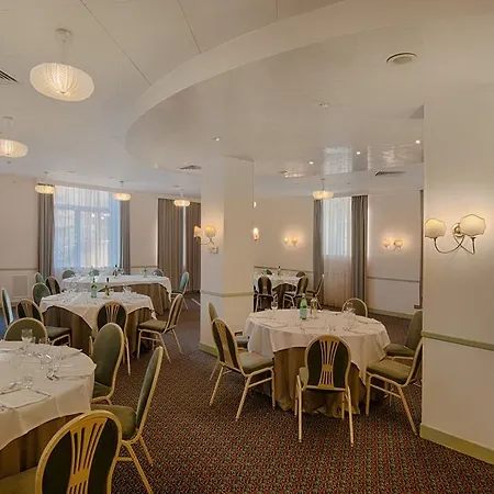 Nh Centro Hotel Genoa
