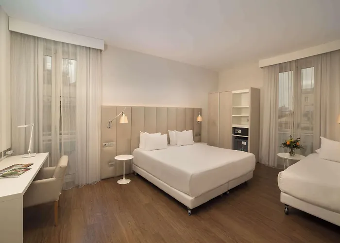 Hotel Nh Centro Genova